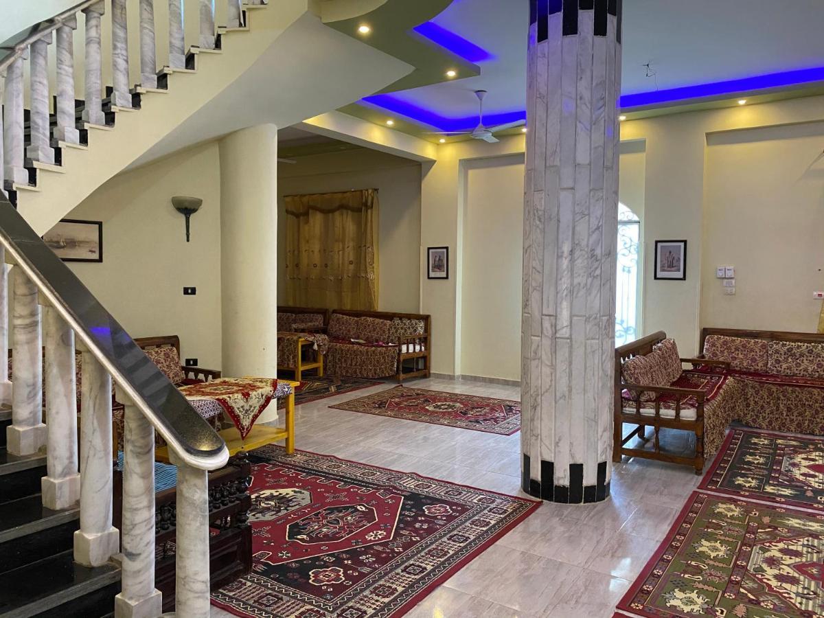 Elsanosy Family Guest House - Louxor Extérieur photo