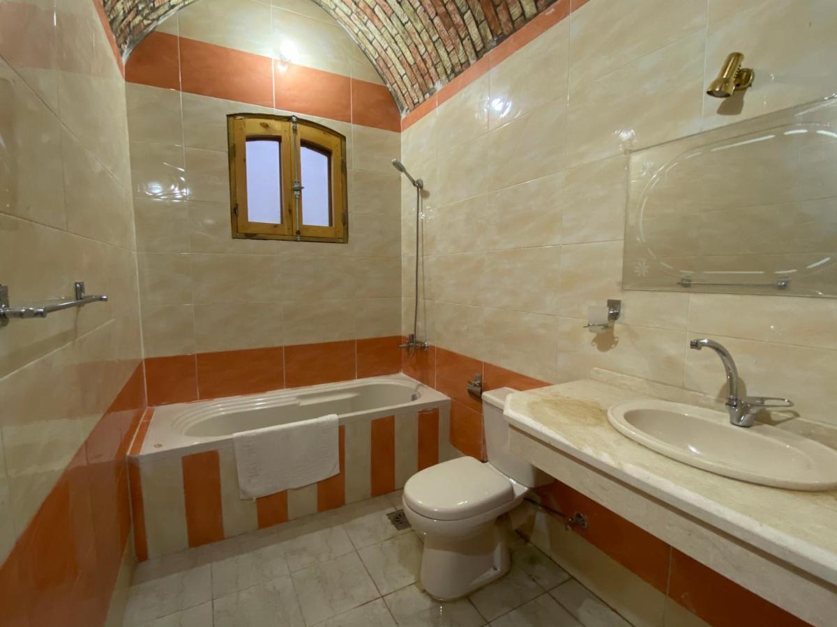 Elsanosy Family Guest House - Louxor Extérieur photo